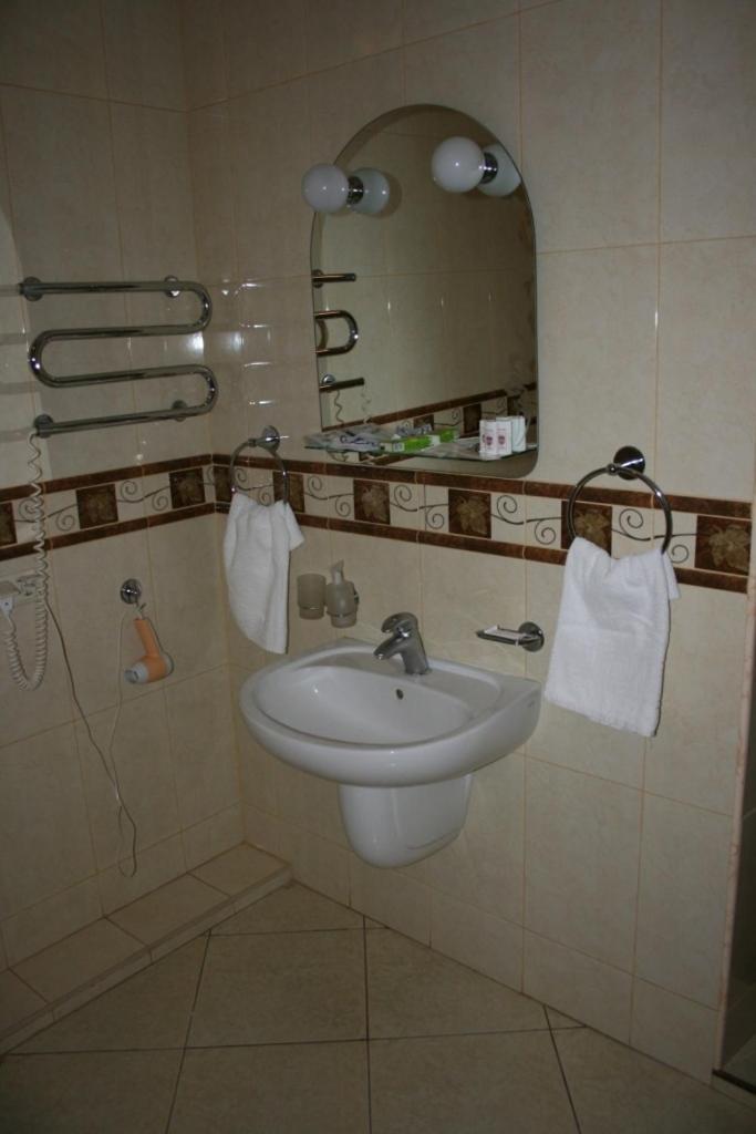 Prague Hotel Zaporizhia Buitenkant foto