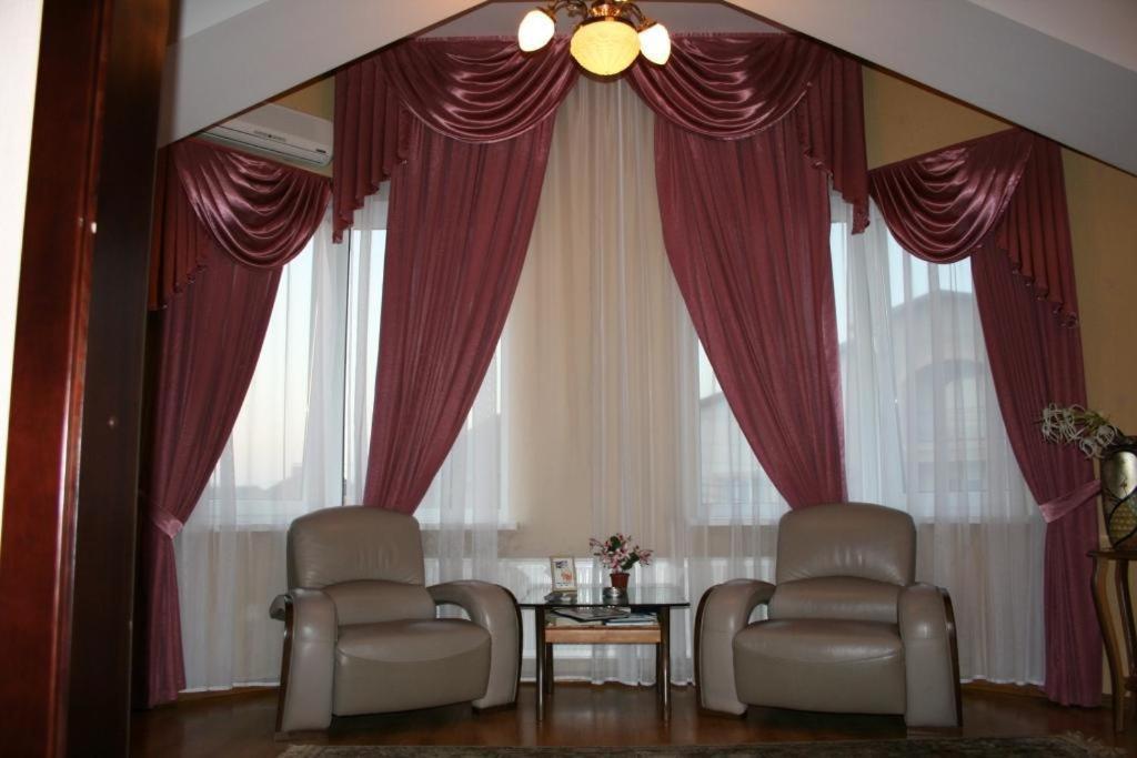 Prague Hotel Zaporizhia Buitenkant foto