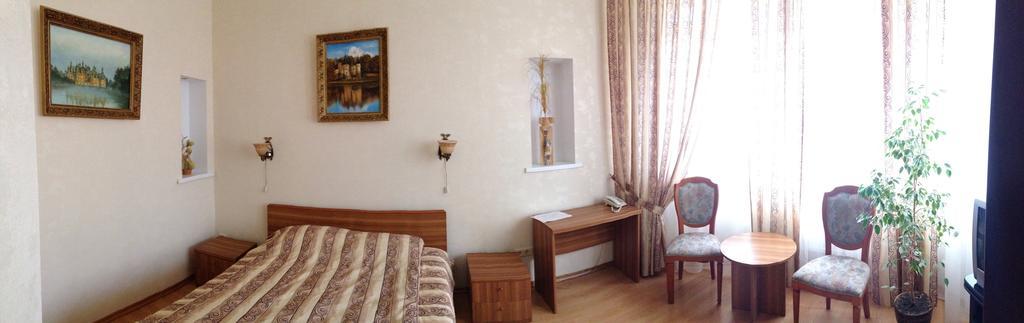 Prague Hotel Zaporizhia Buitenkant foto
