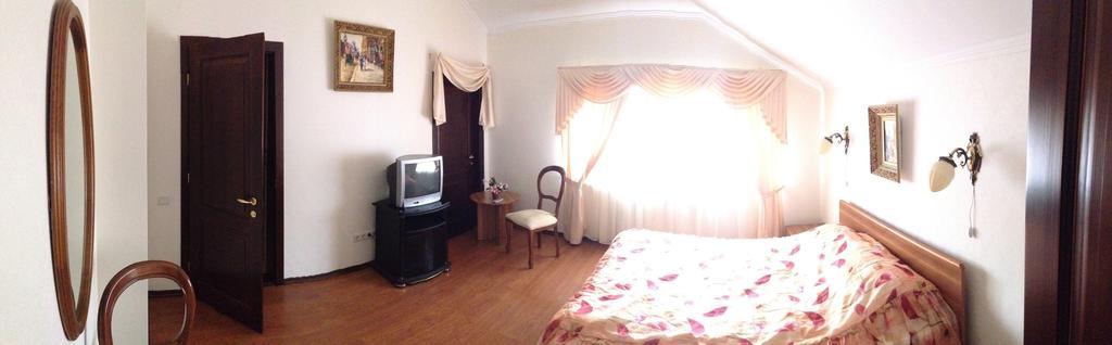 Prague Hotel Zaporizhia Buitenkant foto