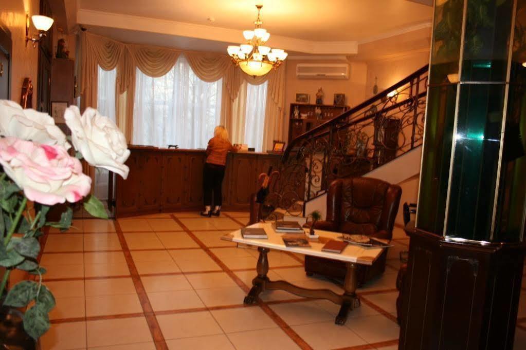 Prague Hotel Zaporizhia Buitenkant foto